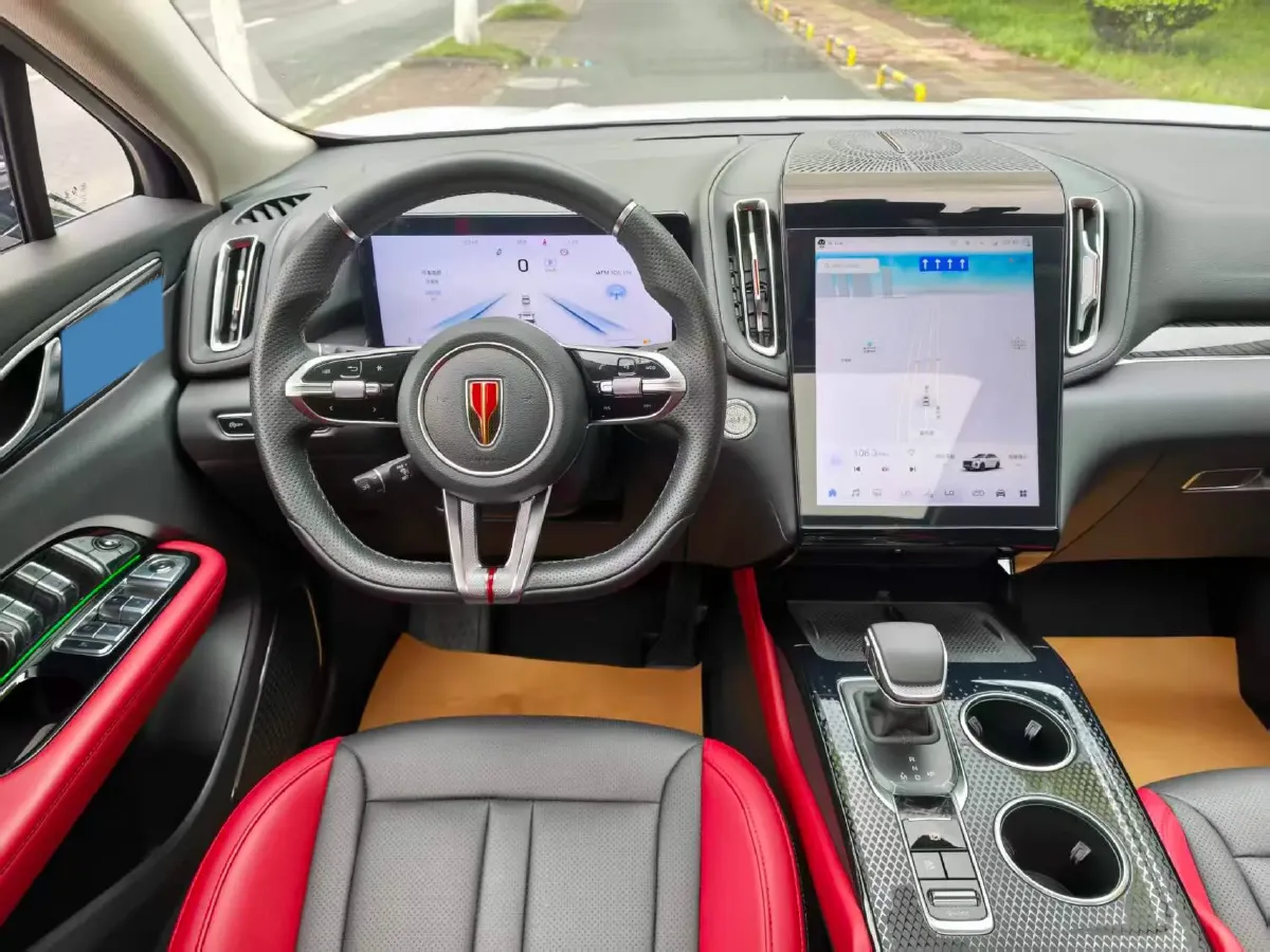 2024 HongQi HS3 1.5T 169HP L4 7DCT,autocango,china used car exporter,china ev exporter,chinese used car exporter,chinese used ev exporter