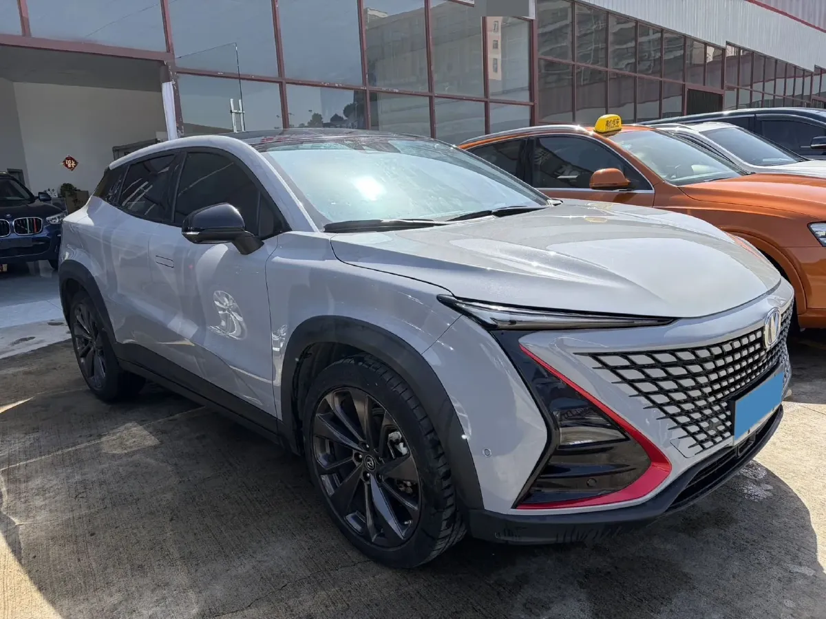 2020 ChangAn UNI-T 1.5T 180HP L4 7DCT,autocango,china used car exporter,china ev exporter,chinese used car exporter,chinese used ev exporter