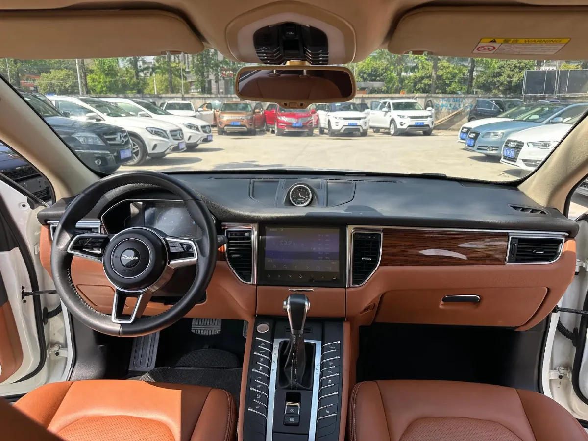 2017 Zotye SR9 2.0T 190HP L4 6DCT,autocango,china used car exporter,china ev exporter,chinese used car exporter,chinese used ev exporter