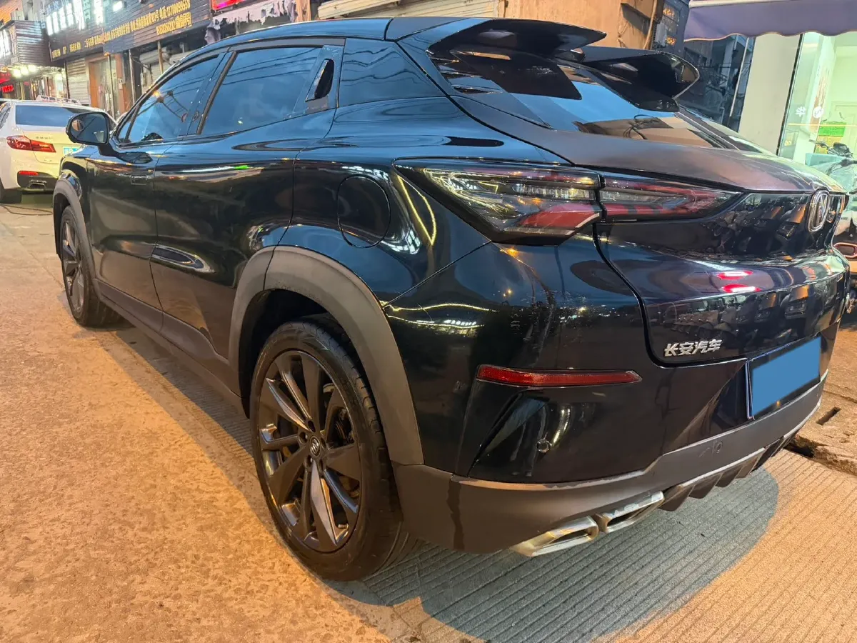 2020 ChangAn UNI-T 1.5T 180HP L4 7DCT,autocango,china used car exporter,china ev exporter,chinese used car exporter,chinese used ev exporter