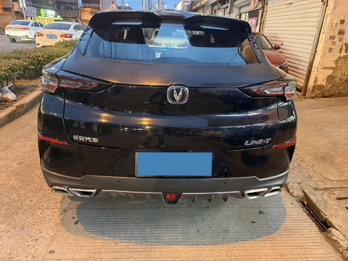 2020 ChangAn UNI-T 1.5T 180HP L4 7DCT,autocango,china used car exporter,china ev exporter,chinese used car exporter,chinese used ev exporter