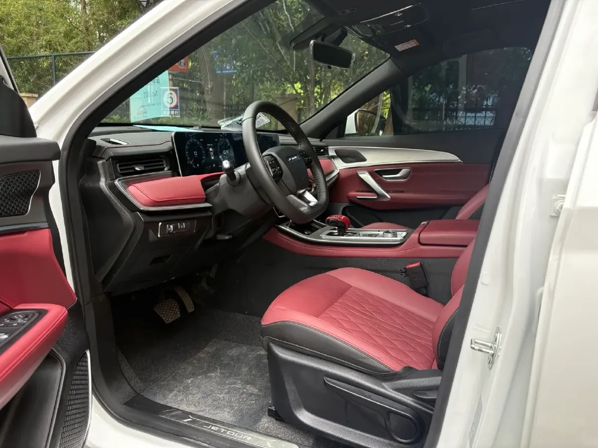 2024 Jetour X70 Plus 1.5T 156HP L4 6DCT,autocango,china used car exporter,china ev exporter,chinese used car exporter,chinese used ev exporter