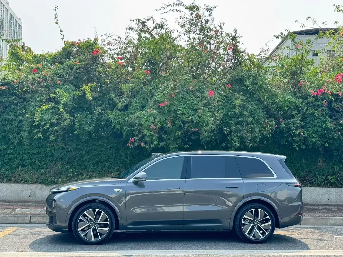 2024 Li L9 Range Extended 154HP REEV 52.3KWH,autocango,china used car exporter,china ev exporter,chinese used car exporter,chinese used ev exporter