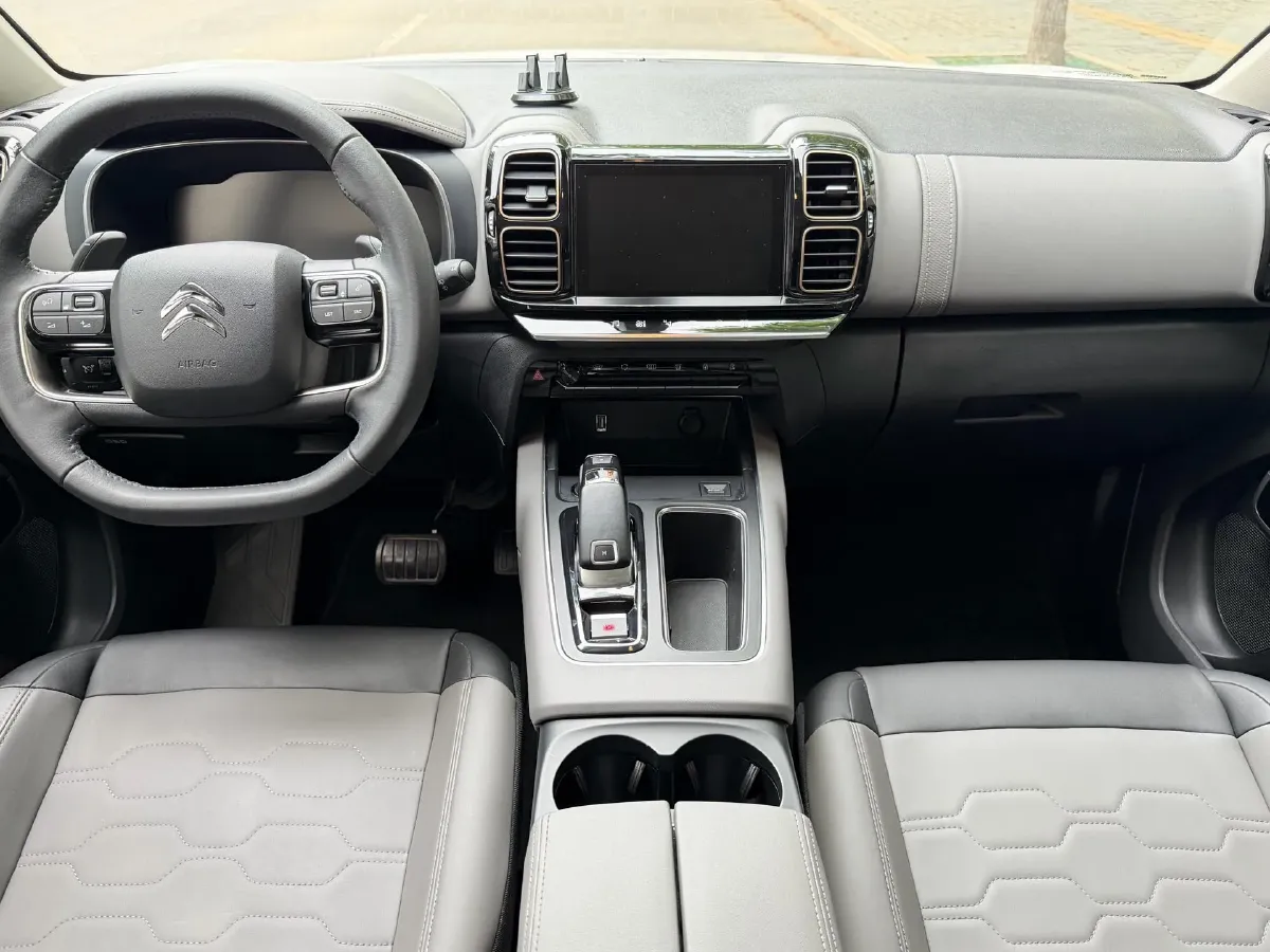 2021 Citroen C5 Aircross 1.6T 170HP L4 8AT,autocango,china used car exporter,china ev exporter,chinese used car exporter,chinese used ev exporter