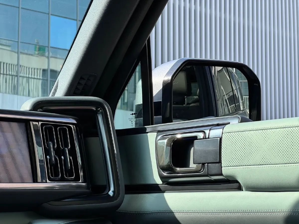 2025 FangChengBao Bao 5 1.5T 194HP L4 E-CVT PHEV 31.8KWH,autocango,china used car exporter,china ev exporter,chinese used car exporter,chinese used ev exporter