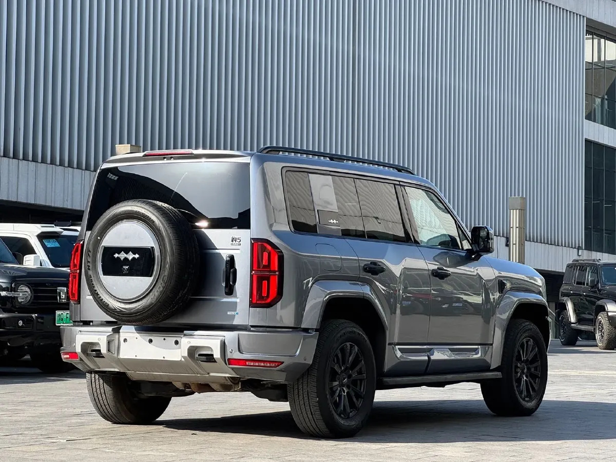 2025 FangChengBao Bao 5 1.5T 194HP L4 E-CVT PHEV 31.8KWH,autocango,china used car exporter,china ev exporter,chinese used car exporter,chinese used ev exporter