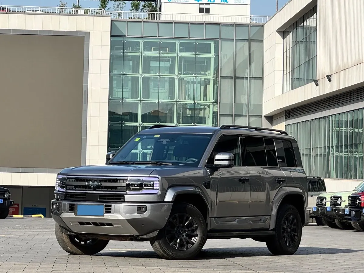 2025 FangChengBao Bao 5 1.5T 194HP L4 E-CVT PHEV 31.8KWH,autocango,china used car exporter,china ev exporter,chinese used car exporter,chinese used ev exporter