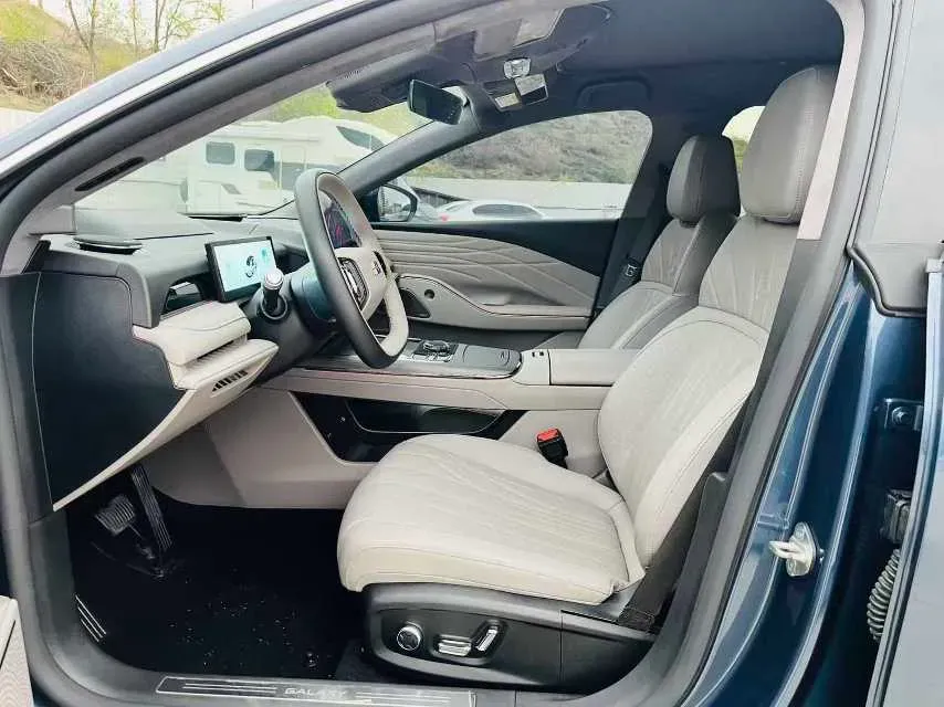 2025 Geely Galaxy Starshine 8 1.5T 163HP L4 3DHT PHEV 27.69KWH,autocango,china used car exporter,china ev exporter,chinese used car exporter,chinese used ev exporter