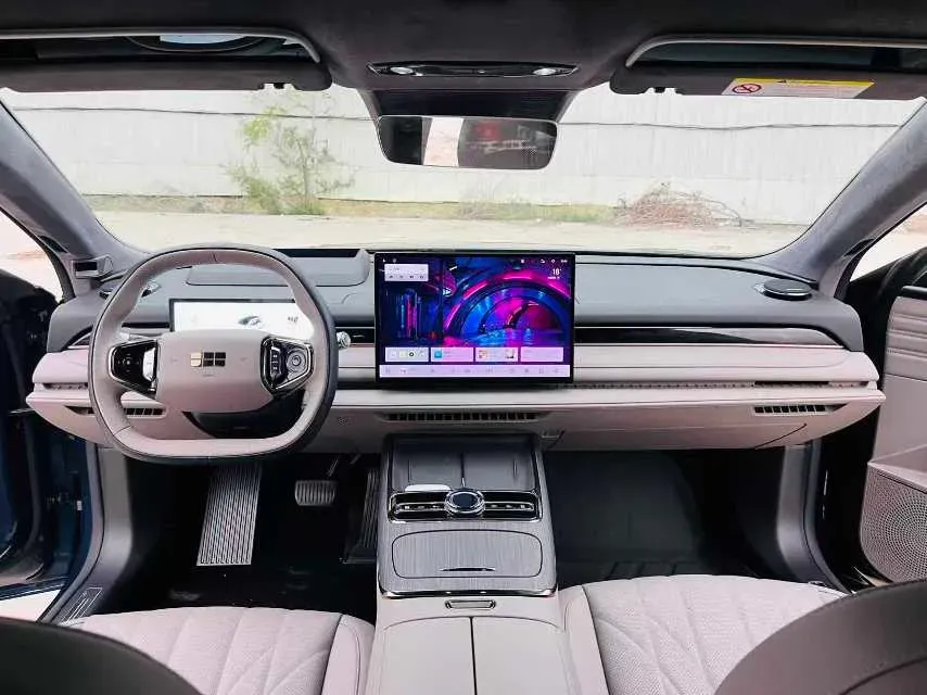 2025 Geely Galaxy Starshine 8 1.5T 163HP L4 3DHT PHEV 27.69KWH,autocango,china used car exporter,china ev exporter,chinese used car exporter,chinese used ev exporter