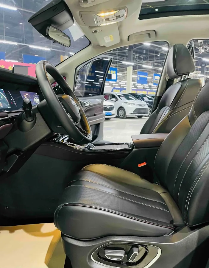 2023 GAC Trumpchi M6 1.5T 177HP L4 7DCT,autocango,china used car exporter,china ev exporter,chinese used car exporter,chinese used ev exporter