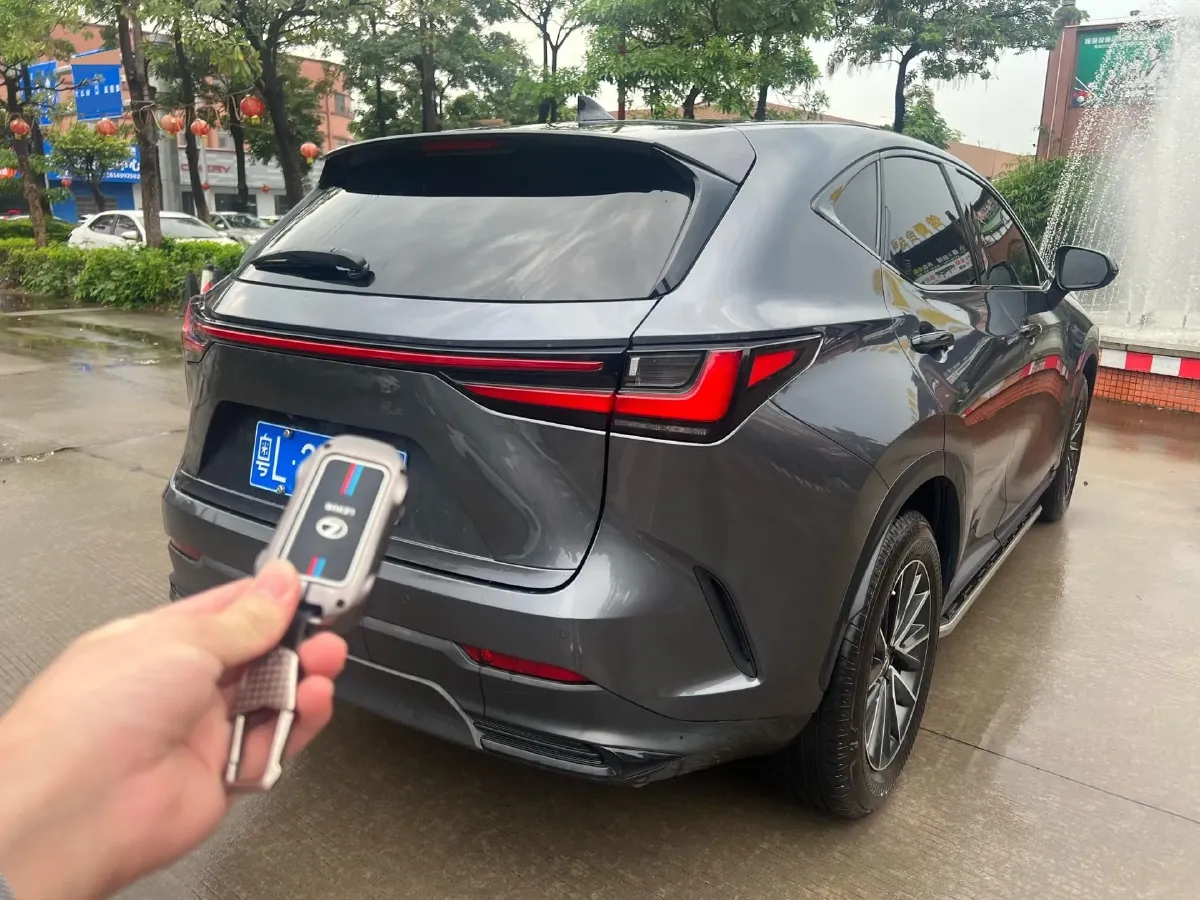 2022 Lexus NX 2.5L 192HP L4 E-CVT Hybrid,autocango,china used car exporter,china ev exporter,chinese used car exporter,chinese used ev exporter