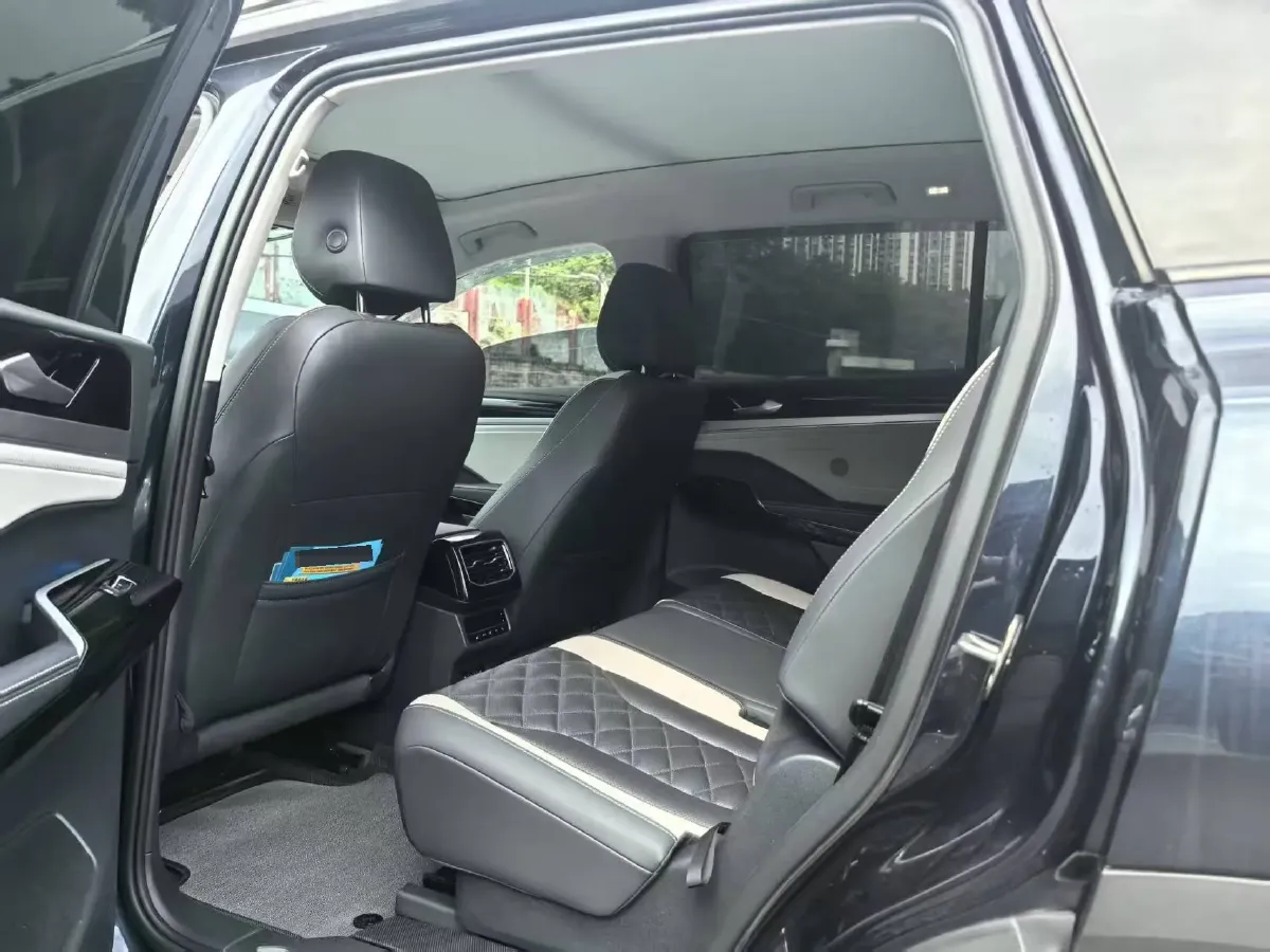 2021 Volkswagen ID.6 Crozz BEV 84.8KWH,autocango,china used car exporter,china ev exporter,chinese used car exporter,chinese used ev exporter