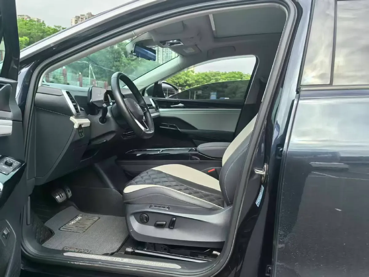 2021 Volkswagen ID.6 Crozz BEV 84.8KWH,autocango,china used car exporter,china ev exporter,chinese used car exporter,chinese used ev exporter