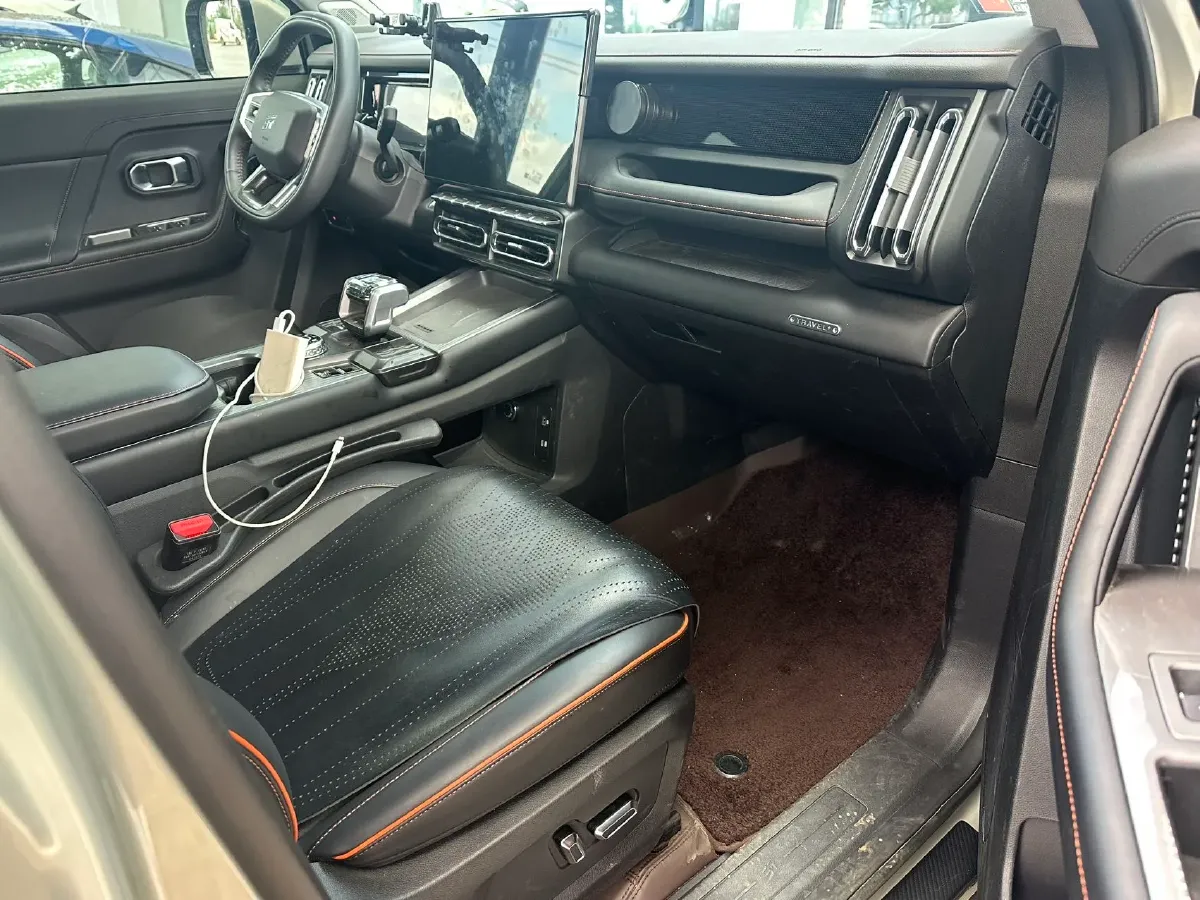 2025 MAXUS XinTu V70 2.0T 150HP L4 9AT,autocango,china used car exporter,china ev exporter,chinese used car exporter,chinese used ev exporter