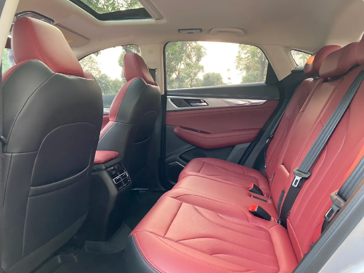 2021 ChangAn CS85 Coupe 1.5T 178HP L4 7DCT,autocango,china used car exporter,china ev exporter,chinese used car exporter,chinese used ev exporter