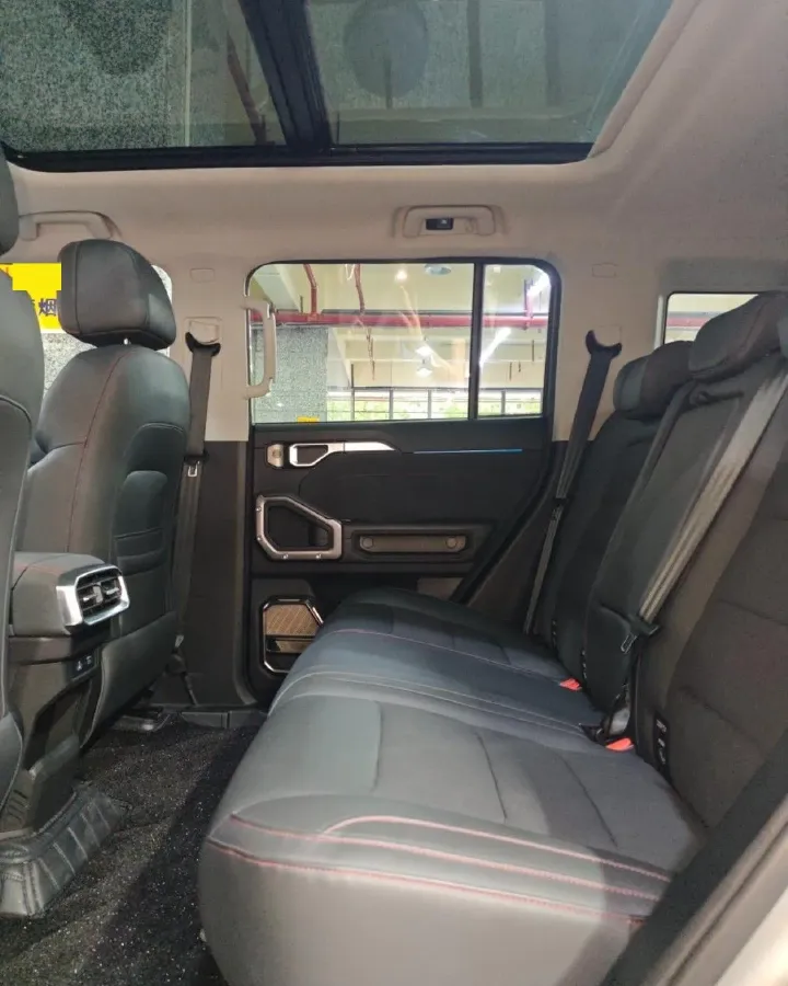 2023 Jetour Traveller 2.0T 254HP L4 8AT,autocango,china used car exporter,china ev exporter,chinese used car exporter,chinese used ev exporter