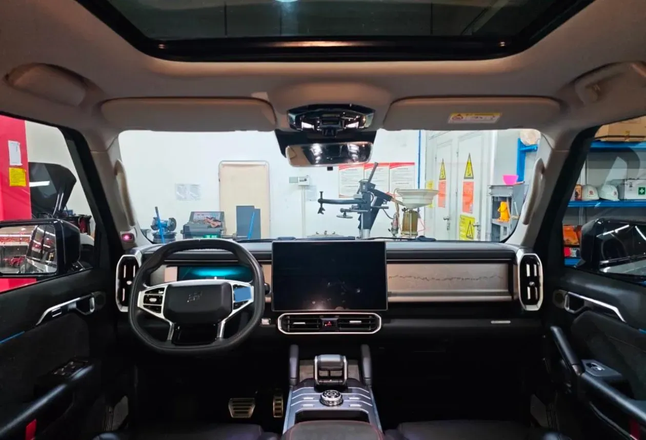 2023 Jetour Traveller 2.0T 254HP L4 8AT,autocango,china used car exporter,china ev exporter,chinese used car exporter,chinese used ev exporter