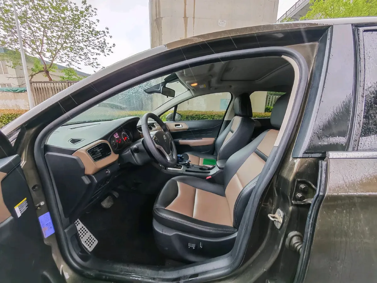 2019 Citroen C4L 1.6T 167HP L4 6AT,autocango,china used car exporter,china ev exporter,chinese used car exporter,chinese used ev exporter