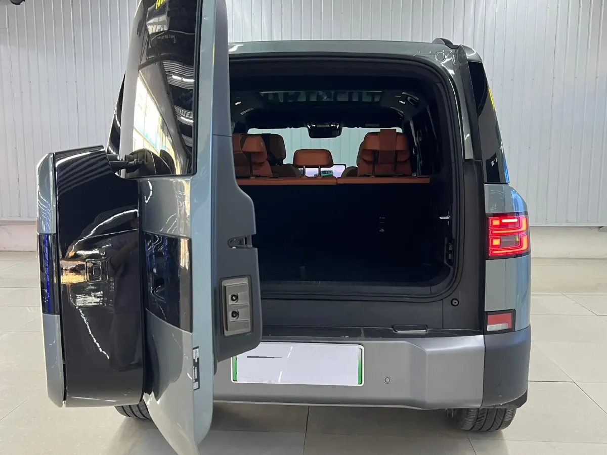 2025 FangChengBao Tai 7 1.5T 156HP L4 E-CVT PHEV,autocango,china used car exporter,china ev exporter,chinese used car exporter,chinese used ev exporter