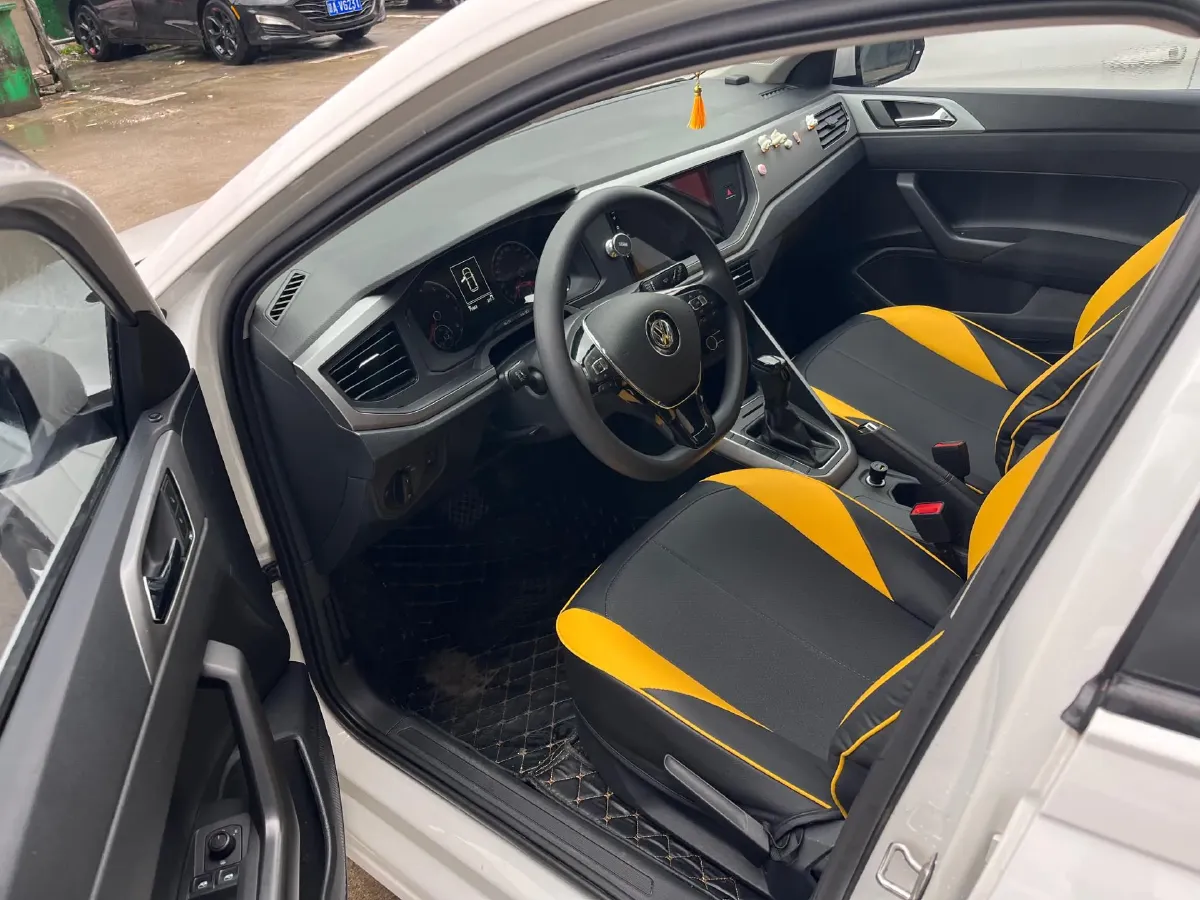 2019 Volkswagen Polo 1.5L 113HP L4 6AT,autocango,china used car exporter,china ev exporter,chinese used car exporter,chinese used ev exporter