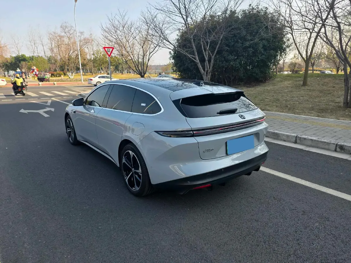 2024 NIO ET5T BEV 75KWH,autocango,china used car exporter,china ev exporter,chinese used car exporter,chinese used ev exporter