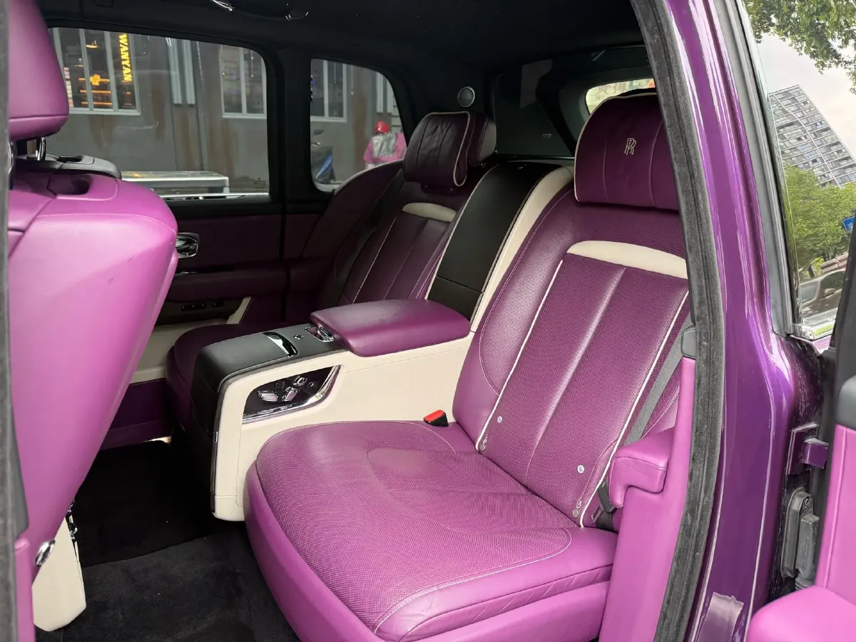 2020 Rolls-Royce Cullinan 6.7T 600HP V12 8AT,autocango,china used car exporter,china ev exporter,chinese used car exporter,chinese used ev exporter