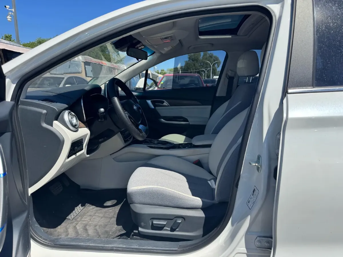 2018 BeiJing Auto EU5 BEV 53.66KWH,autocango,china used car exporter,china ev exporter,chinese used car exporter,chinese used ev exporter