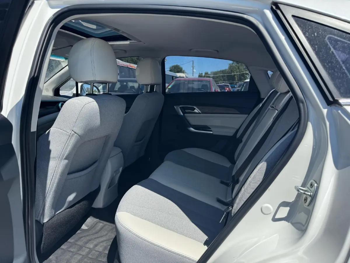 2018 BeiJing Auto EU5 BEV 53.66KWH,autocango,china used car exporter,china ev exporter,chinese used car exporter,chinese used ev exporter