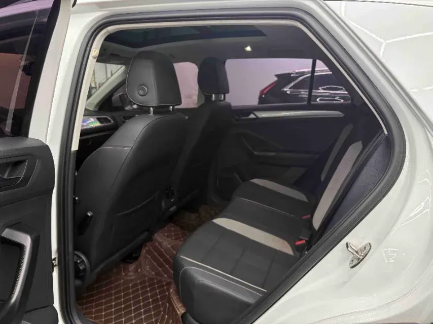 2018 Borgward BX5 1.8T 190HP L4 6AT,autocango,china used car exporter,china ev exporter,chinese used car exporter,chinese used ev exporter