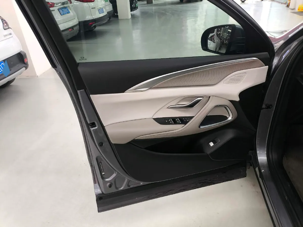 2024 BYD Song Pro 1.5L 110HP L4 E-CVT PHEV 18.3KWH,autocango,china used car exporter,china ev exporter,chinese used car exporter,chinese used ev exporter