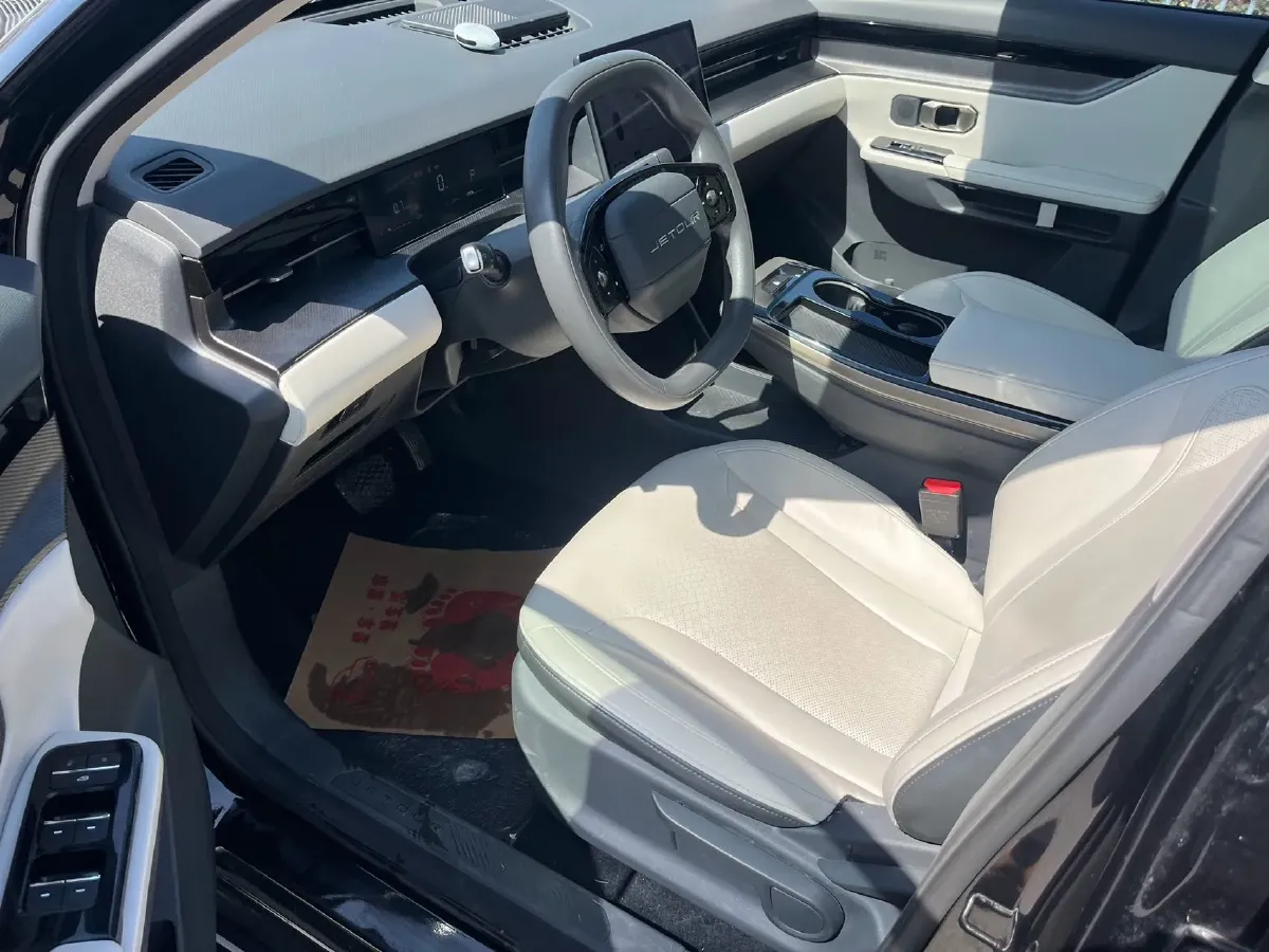 2022 Jetour DASHING 1.6T 197HP L4 7DCT,autocango,china used car exporter,china ev exporter,chinese used car exporter,chinese used ev exporter