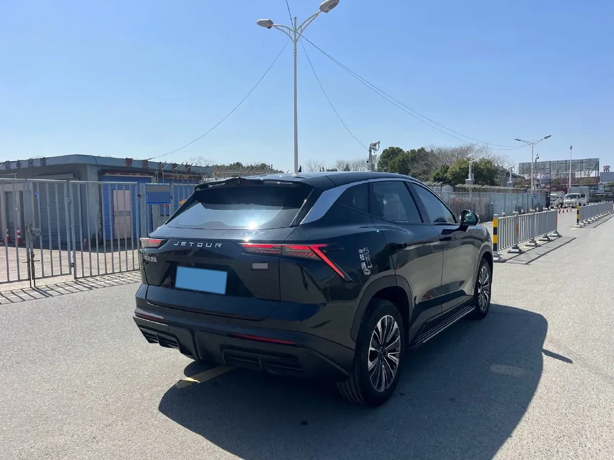 2022 Jetour DASHING 1.6T 197HP L4 7DCT,autocango,china used car exporter,china ev exporter,chinese used car exporter,chinese used ev exporter