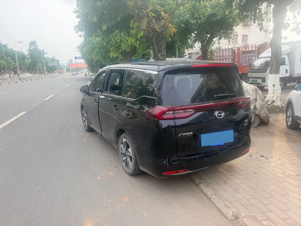 2021 GAC Trumpchi M6 1.5T 169HP L4 7DCT,autocango,china used car exporter,china ev exporter,chinese used car exporter,chinese used ev exporter