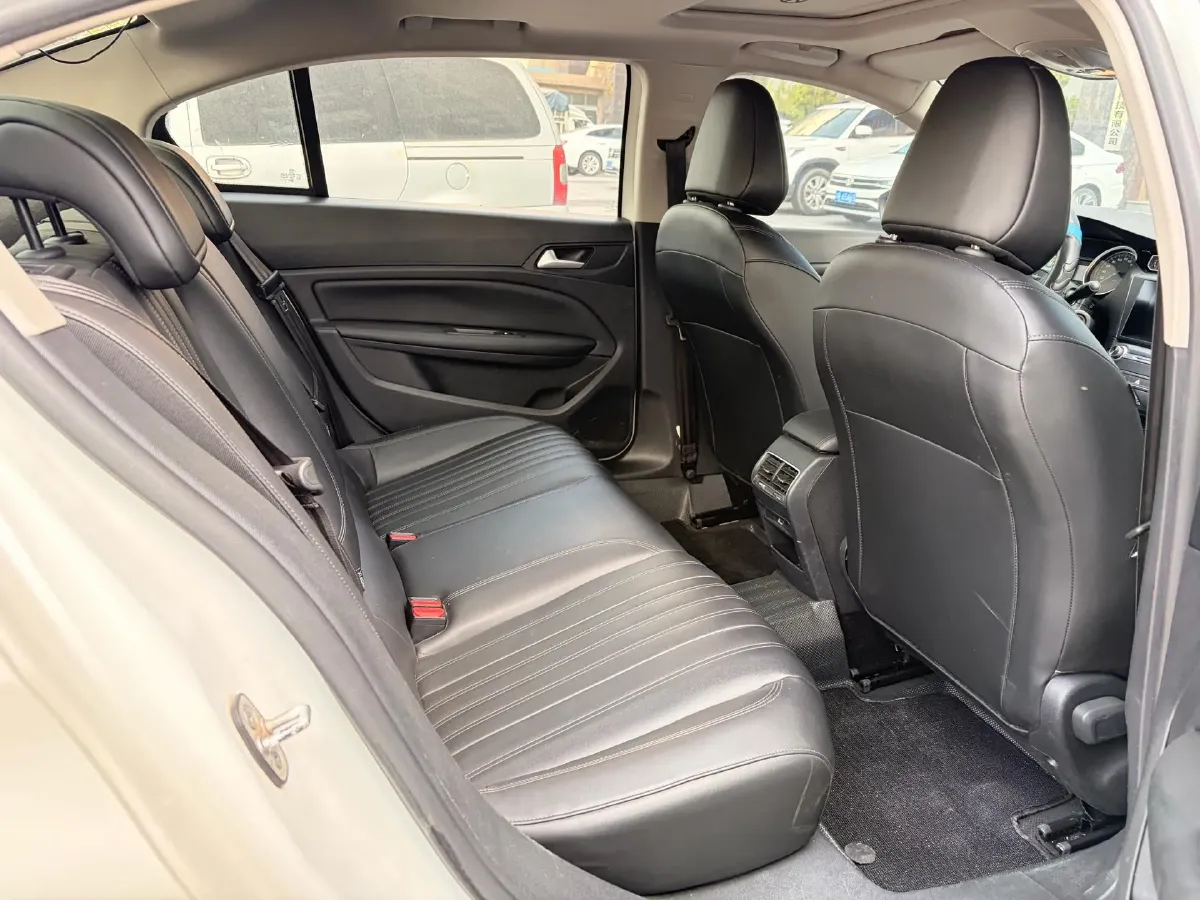 2018 Peugeot 408 1.6T 167HP L4 6AT,autocango,china used car exporter,china ev exporter,chinese used car exporter,chinese used ev exporter