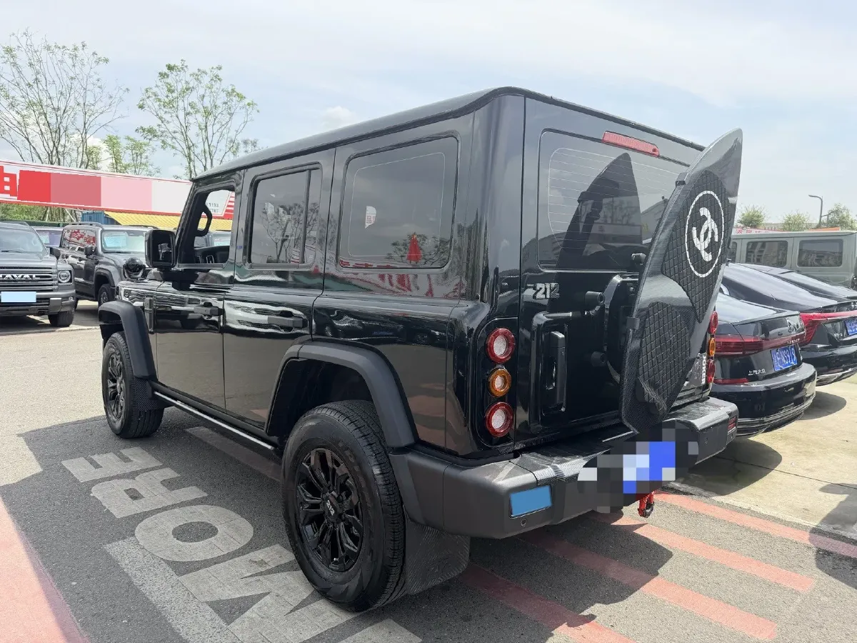 2024 212 212 T01 2.0T 252HP L4 8AT,autocango,china used car exporter,china ev exporter,chinese used car exporter,chinese used ev exporter