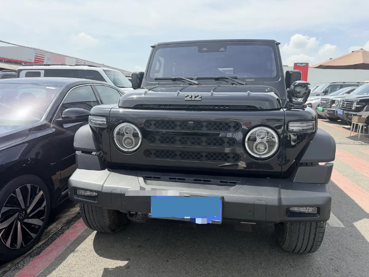 2024 212 212 T01 2.0T 252HP L4 8AT,autocango,china used car exporter,china ev exporter,chinese used car exporter,chinese used ev exporter