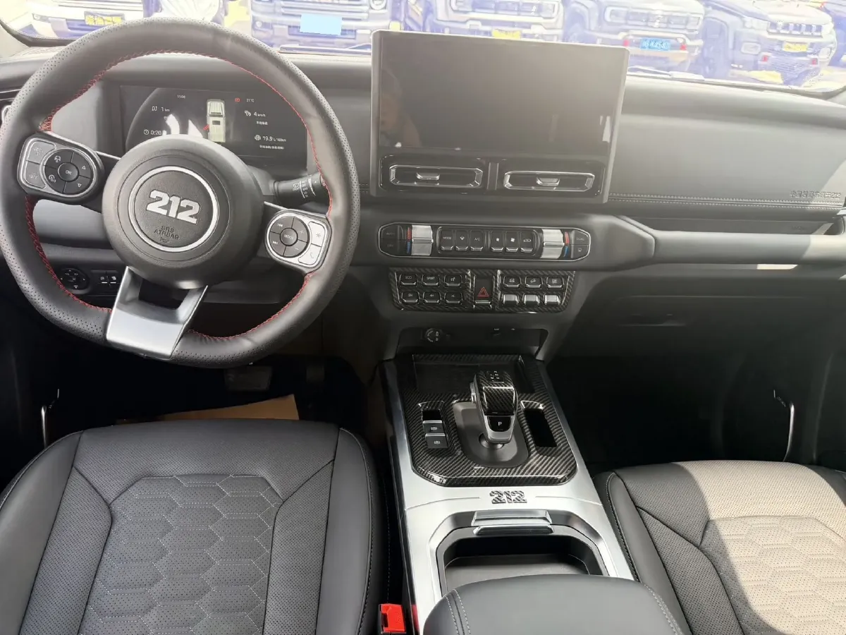 2024 212 212 T01 2.0T 252HP L4 8AT,autocango,china used car exporter,china ev exporter,chinese used car exporter,chinese used ev exporter