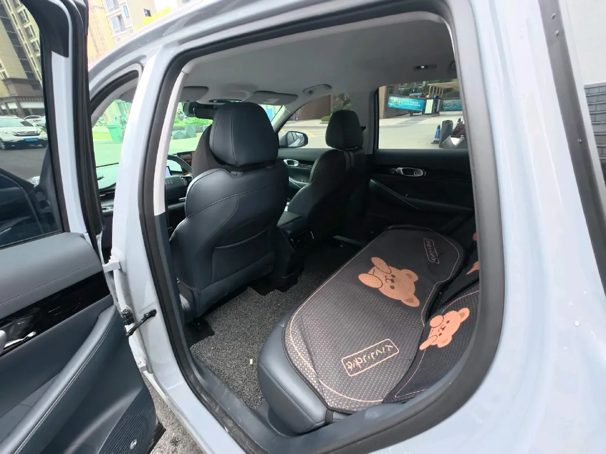 2024 LanDian E5 1.5L 110HP L4 E-CVT PHEV 17.52KWH,autocango,china used car exporter,china ev exporter,chinese used car exporter,chinese used ev exporter