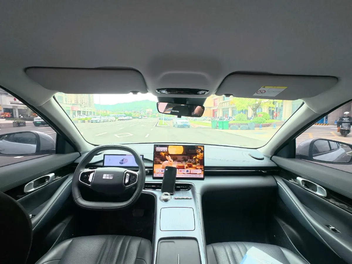 2024 LanDian E5 1.5L 110HP L4 E-CVT PHEV 17.52KWH,autocango,china used car exporter,china ev exporter,chinese used car exporter,chinese used ev exporter