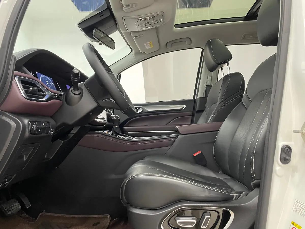 2021 GAC Trumpchi M6 1.5T 169HP L4 7DCT,autocango,china used car exporter,china ev exporter,chinese used car exporter,chinese used ev exporter