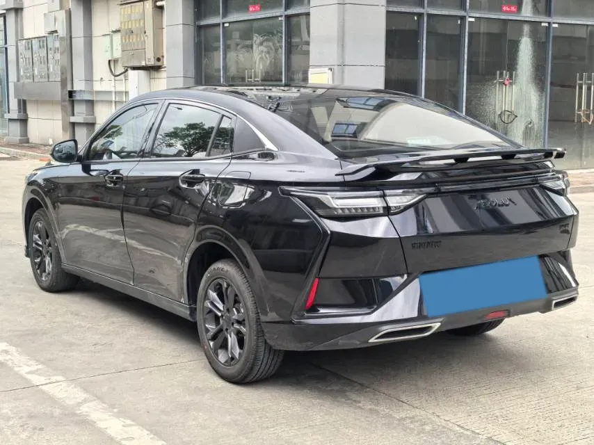 2024 DongFeng Aeolus YiXuan 1.5L 125HP L4 6DCT,autocango,china used car exporter,china ev exporter,chinese used car exporter,chinese used ev exporter