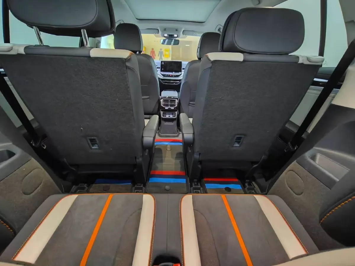 2022 ARCFOX αT BEV 94.5KWH,autocango,china used car exporter,china ev exporter,chinese used car exporter,chinese used ev exporter