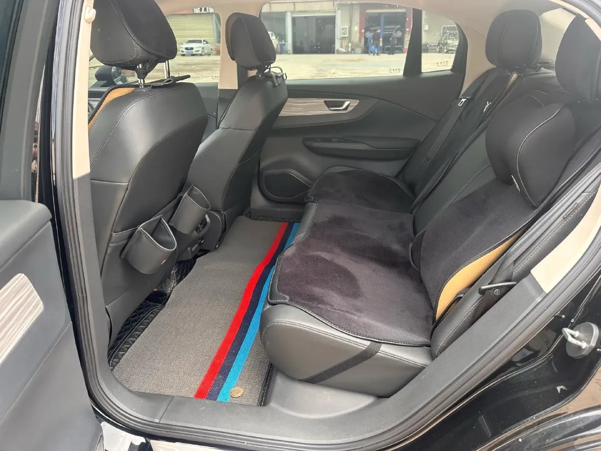 2022 HongQi E-QM5 BEV 54KWH,autocango,china used car exporter,china ev exporter,chinese used car exporter,chinese used ev exporter