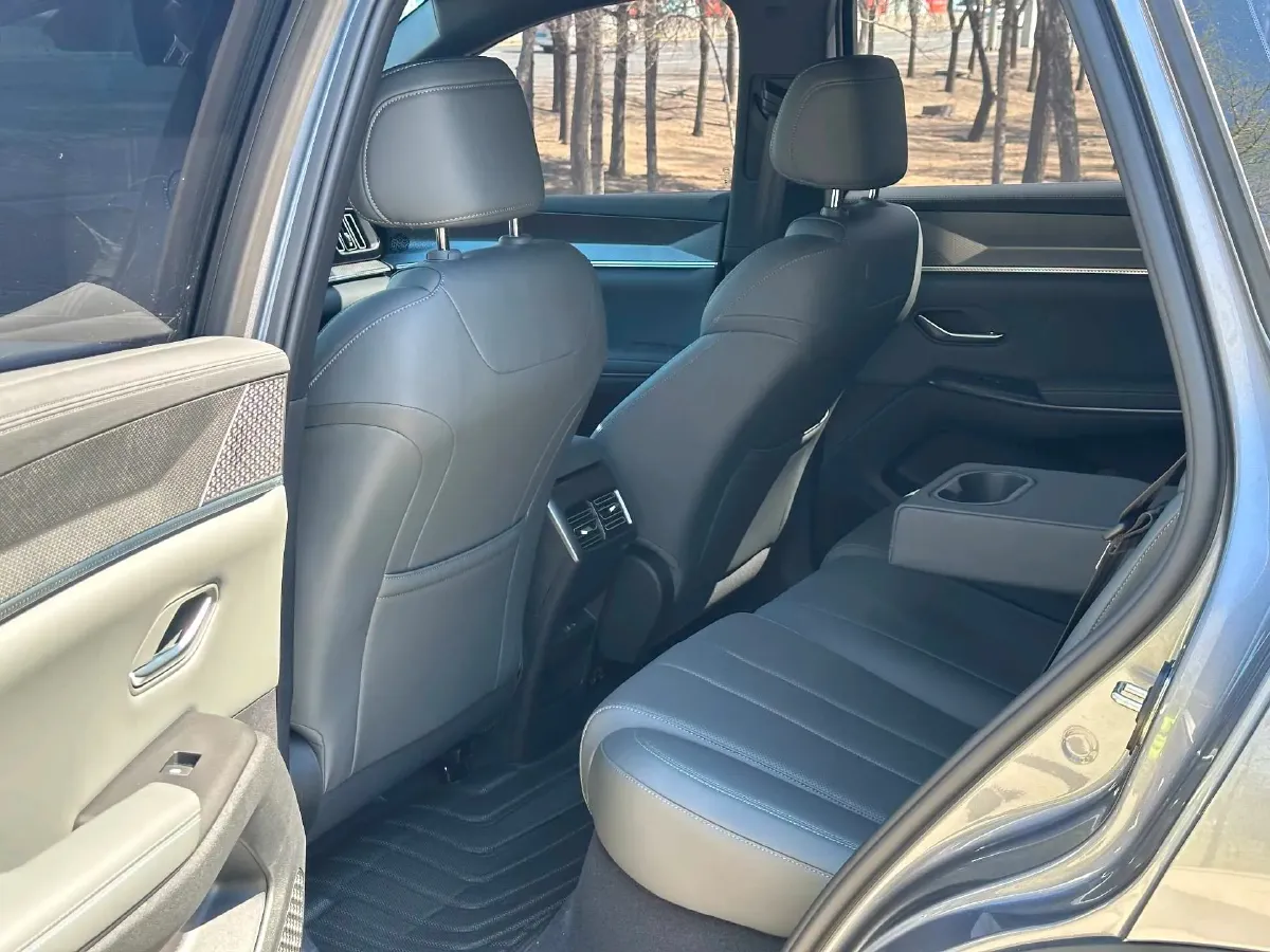 2025 BYD Song Pro 1.5L 101HP L4 E-CVT PHEV 12.9KWH,autocango,china used car exporter,china ev exporter,chinese used car exporter,chinese used ev exporter