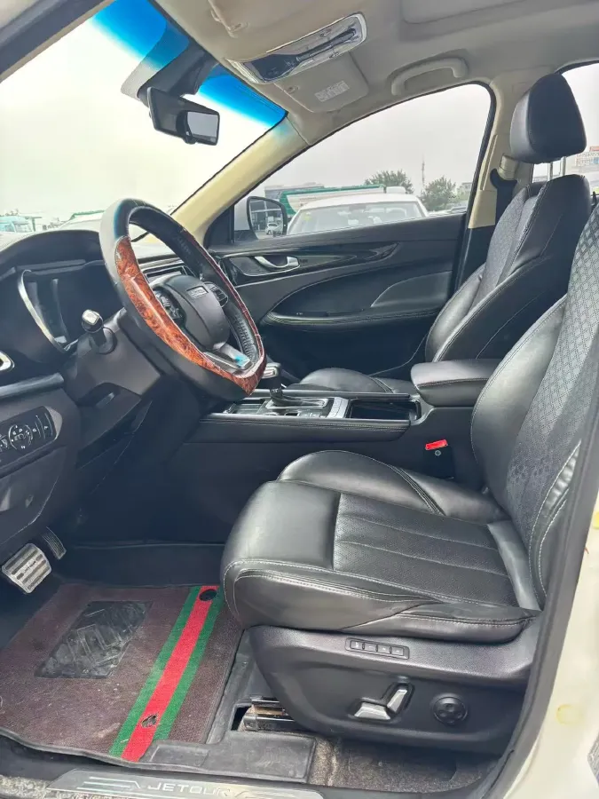 2019 Jetour X90 1.5T 147HP L4 8AT,autocango,china used car exporter,china ev exporter,chinese used car exporter,chinese used ev exporter
