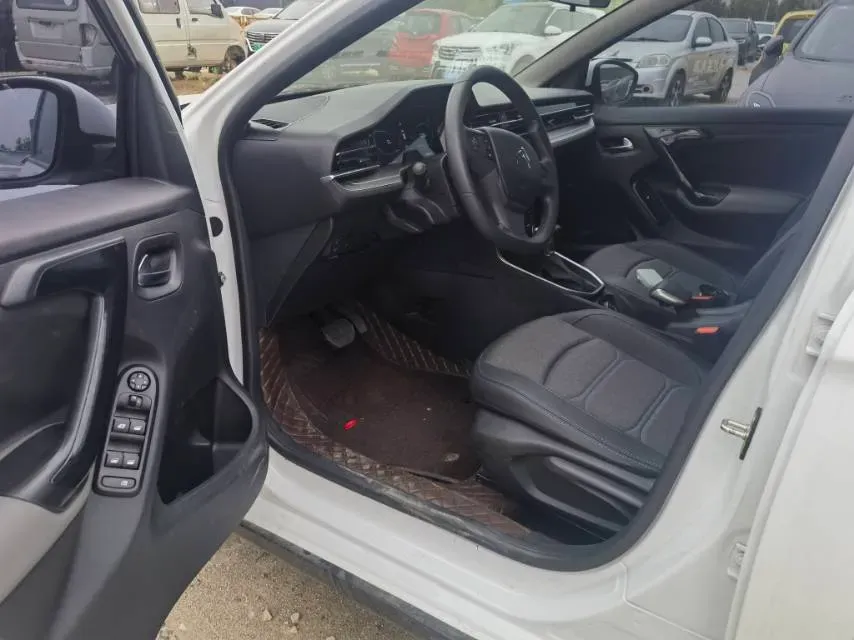 2021 Citroen C3-XR 1.2T 116HP L3 6DCT,autocango,china used car exporter,china ev exporter,chinese used car exporter,chinese used ev exporter