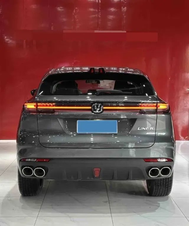 2024 ChangAn UNI-K 2.0T 233HP L4 8AT,autocango,china used car exporter,china ev exporter,chinese used car exporter,chinese used ev exporter