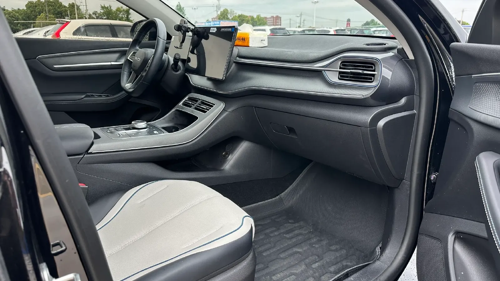 2024 BYD Destroyer 05 1.5L 110HP L4 E-CVT PHEV 8.3KWH,autocango,china used car exporter,china ev exporter,chinese used car exporter,chinese used ev exporter