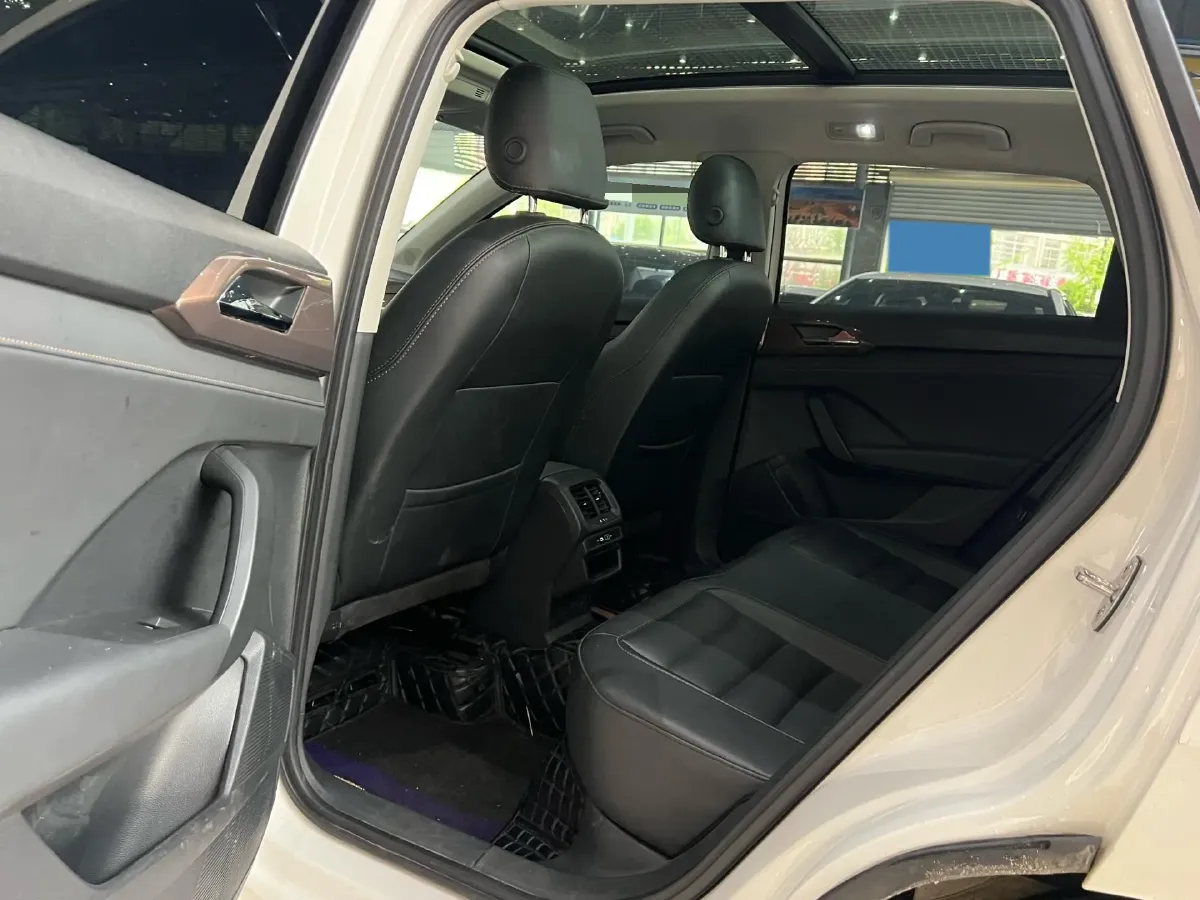 2022 Ford Transit 2.0T 202HP L4 6AT,autocango,china used car exporter,china ev exporter,chinese used car exporter,chinese used ev exporter