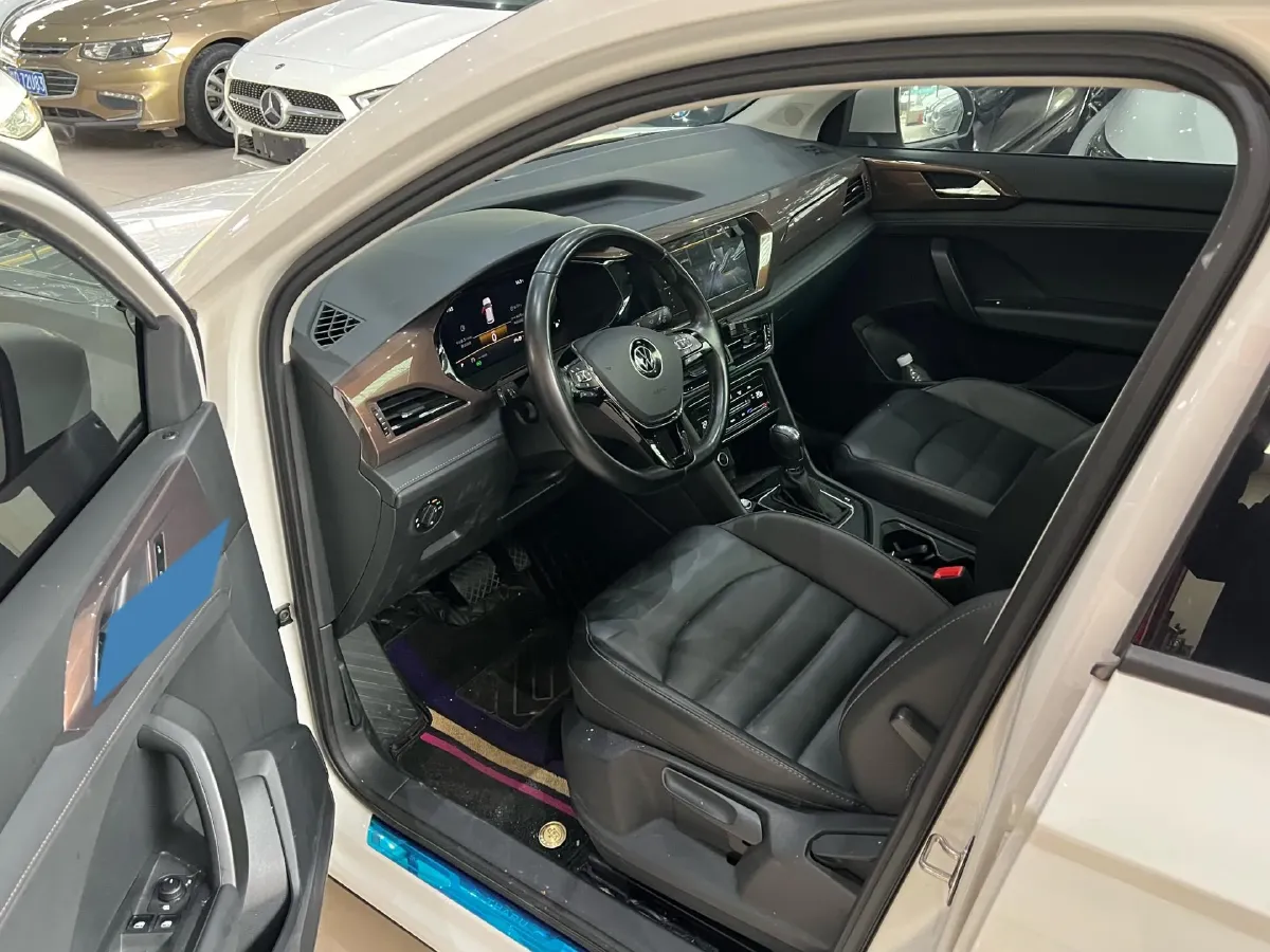 2022 Ford Transit 2.0T 202HP L4 6AT,autocango,china used car exporter,china ev exporter,chinese used car exporter,chinese used ev exporter